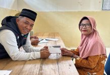 Lazis Assalam Fil Alamin Salurkan Zakat Tunai di Kelurahan Gunung Tinggi