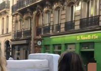 Viral Kota Paris Diserang Kutu Busuk