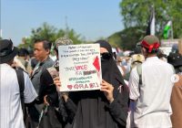 Zaskia Adya Mecca Ikut Aksi Dukung Palestina di Depan Kedubes Amerika Serikat di Jakarta