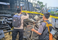 Polresta Palangka Raya Olah TKP Kebakaran di Pantai Cemara Labat II