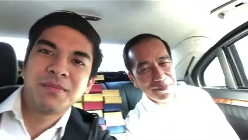 10112023_Syed Saddiq membikin vlog saat satu mobil bersama Jokowi. (wartabanjar.com - Ist. Medsos)