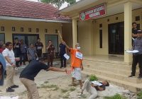 Rekonstruksi Pembunuhan di Aranio, Terungkap Motif Pelaku Habisi Korban