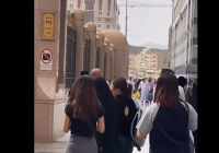 Geger! 3 Wanita Tanpa Hijab dan Berpakaian Kurang Pantas Berada di Sekitar Masjid Nabawi