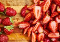 WOW! Rutin Makan Buah Stroberi Bisa Membantu Tangkal Penyakit Ini