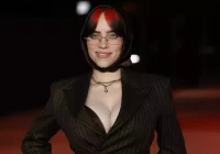 Akui Suka Sesama Jenis, Billie Elish Kehilangan 100.000 Penggemarnya di Media Sosial