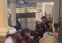 Caleg DPRD Tanah Bumbu Nasdem Nomor 2 Hj Ernawati Hadirkan Pengobatan Alternatif di Kediamannya, Warga Antusias