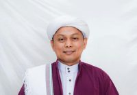 Pimpinan Ponpes RMA KH Muhari Merilis Sholawat Jibril Berbahasa Indonesia