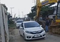 Buka Tutup Jalan di Jembatan Wilayah Binuang Buat Macet