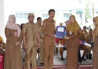 Pertama Ikut, SDN Desa Baru 1 Gunung Ulin Langsung Dapat Penghargaan Adiwiyata Tingkat Kabupaten Banjar