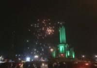 Malam Tahun Baru, Warga Tumplek di Bundaran Simpang Empat Banjarbaru