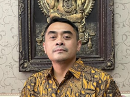 Kasus SARA Singgung Jilbab, Jokowi Resmi Teken Keppres Pemecatan Arya Wedakarna dari DPD RI