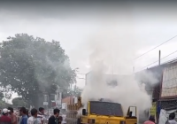 Truk Terbakar di Jalan Sutoyo S Ternyata Berisi Muatan Kayu
