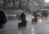 8 Wilayah Kalsel Status Waspada Cuaca Hujan Deras