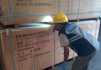 78,3 Meter Kubik Kayu Lapis Asal Kalsel Siap Dikirim ke Filipina
