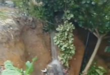 Longsor di Sungai Sipai Ancam Rumah Warga