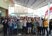 Jumat Curhat di Jalan Tembus Mantuil, Kapolresta Imbau Warga Jangan Takut Melapor