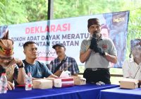 Tokoh Adat Dayak Meratus Rapatkan Barisan Siap Menangkan Prabowo-Gibran