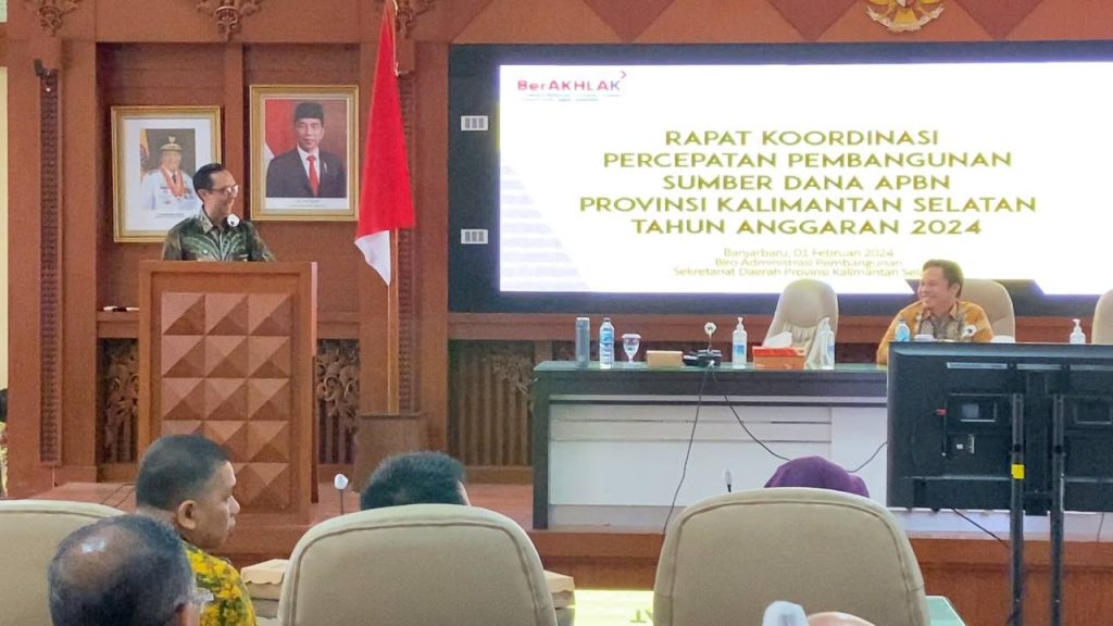 02022024_Kepala Kantor DJPb Kalsel, Syafriadi menyampaikan capaian DAK Fisik lingkup Pemprov Kalsel. (wartabanjar.com - Ist. MC Kalsel)