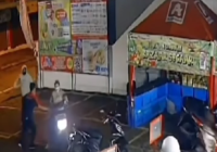 Sejoli Curi Motor untuk Nikah, Gagal Setelah Digeruduk Karyawan Minimarket