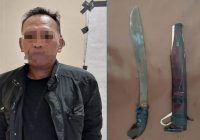Pria Paruh Baya di Sungai Paring Martapura Ngamuk Bawa Parang