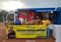Pemprov Kalsel Bantu Korban Kebakaran di Desa Berkah Bersama Satui