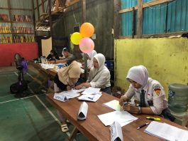 Berikut Alasan Ketua TPS 03 Desa Juai, Petugas Kenakan Seragam SMA Saat Pemungutan Suara