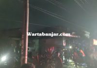 Korban Kebakaran Jalan Gotong Royong Dilarikan ke Rumah Sakit