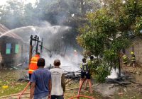 Kebakaran di Desa Shabah Tapin, 2 Rumah Terbakar