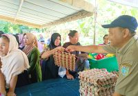 Pasar Murah di Desa Balau Diserbu Pembeli