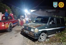 Mobil Terperosok 1 Meter di Jalan Veteran
