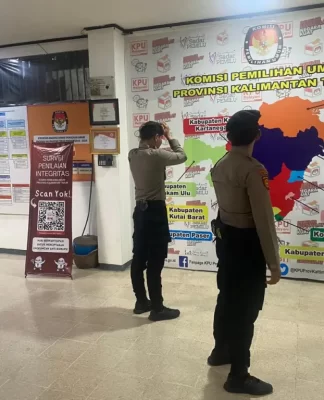 Polda Kaltim Kerahkan Satgas Preventif Dit Samapta ke Kantor KPU dan Bawaslu Provinsi