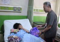 RSUD Ulin Banjarmasin Berbagi Bingkisan