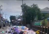 Sampah Menggunung di Jalan Cemara Raya Perumnas Kayu Tangi Kembali Viral