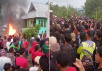 Harimau Serang 2 Petani Belum Tertangkap, Warga Lampung Barat Bakar Kantor Balai Taman Nasional