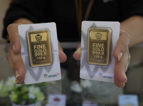 Pecah Rekor Baru Hari Ini! Harga Emas Antam Melonjak Tajam, Peluang Trading