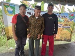 Senyum Kakek Asmuri Terpilih Dapat Bantuan Bedah Rumah Bank Kalsel