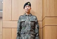 Di Sela Wamil, RM BTS Unggah Foto Lucu Kebersamaannya dengan Rekan Sesama Tentara