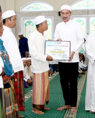 Bupati Banjar Serahkan Bantuan Rp 150 Juta untuk Yayasan Nurul Hikmah