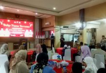Jalin Silaturahmi dan Berbagi, Polres Banjar Buka Puasa Bersama dengan Anak Yatim