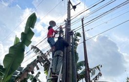 Jelang Ramadhan, 15 PJU Dipasang di Desa Simpang Tiga
