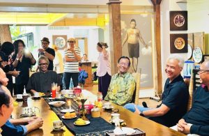 Ganjar mahfud ke butet