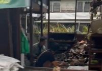 Pedagang Pasar Binjai Bersihkan Toko yang Terbakar di Pagi Hari