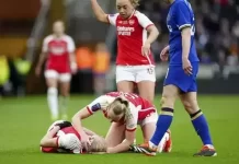 Pesepak Bola Wanita Pingsan Saat Final Piala Liga Inggris Arsenal vs Lawan Chelsea