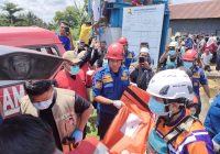 Mayat Mengapung di Irigasi Sungai Batang Dievakuasi ke RSUD Raza, Warga Indrasari Martapura