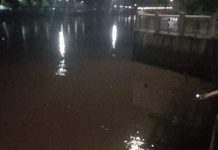 BREAKING NEWS: Diduga Orang Tenggelam di Siring Pasar Lama Banjarmasin