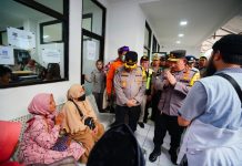 Kapolri Pastikan Pengambilan 12 Jenazah Korban Laka Tol Jakarta-Cikampek Tak Dipersulit
