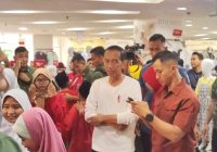 Jelang Lebaran, Presiden Jokowi Ajak Anak Yatim dan Duafa Belanja Baju Lebaran