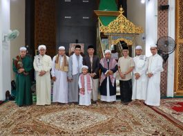 Rayakan Idul Fitri, Pj Bupati Barito Kuala dan Sekda Ajak Maknai Hari Raya Satukan Tekad Bangun Daerah