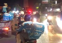 Relawan Insane Dharma Berbagi di Sahur on The Road