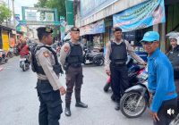 Personel Polresta Banjarmasin Sambangi Pasar